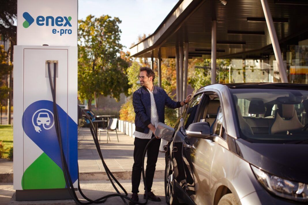 Enex E-Pro: La red de carga rápida impulsa el transporte sustentable Enex E-Pro