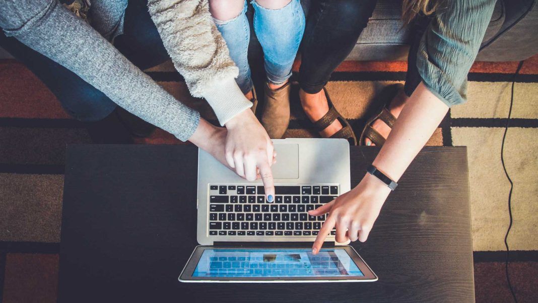 Espacios Publicitarios en oferta durante febrero o agotar stock Espacios Publicitarios