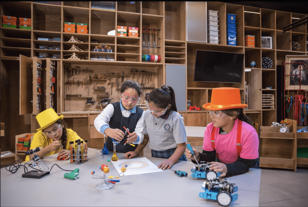 Fundación Mustakis inicia programa de visitas pedagógicas visitas pedagógicas