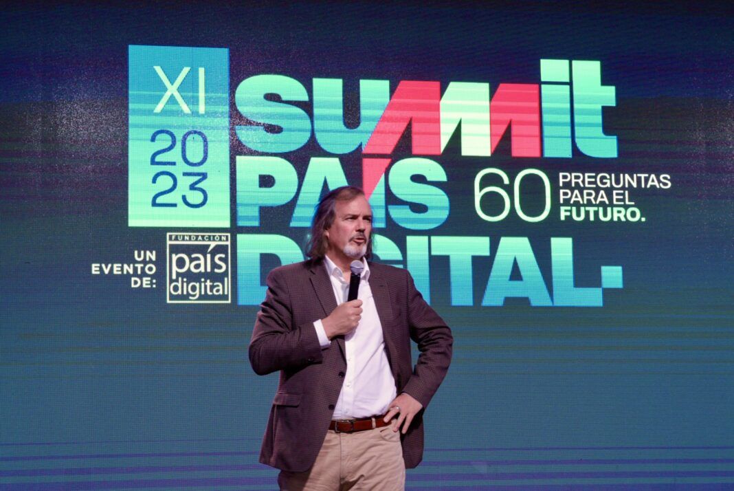 Salesforce: Hablemos de talento y economía digital XI Summit País Digital