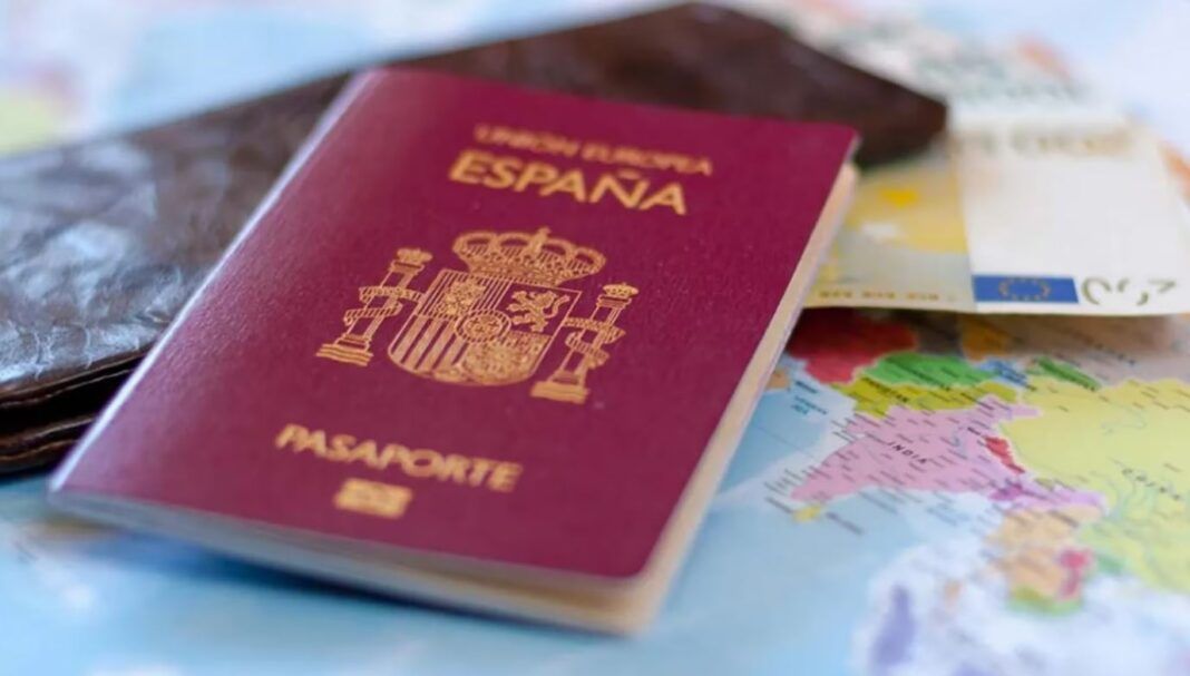 Chilenos tienen oportunidad de tener pasaporte español sin residir en Europa tener pasaporte español