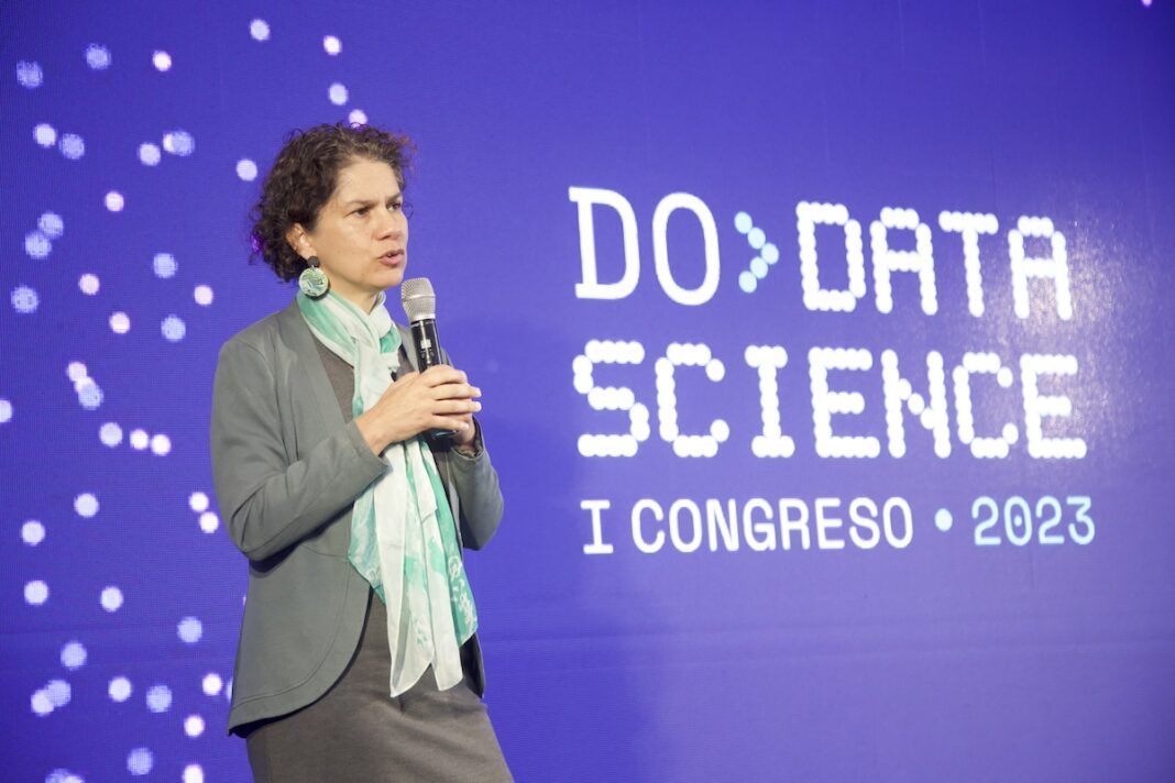 Datos y la toma de decisiones y el desarrollo de políticas públicas Relevancia de los Datos