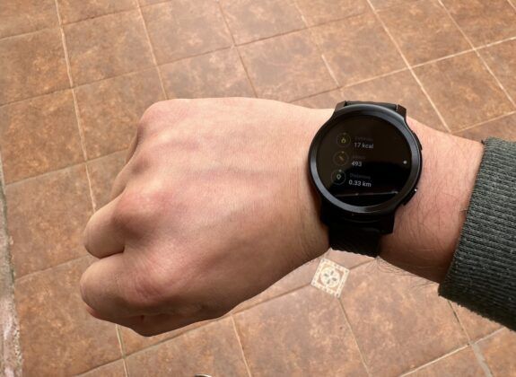 Moto Watch 100