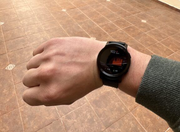 Moto Watch 100