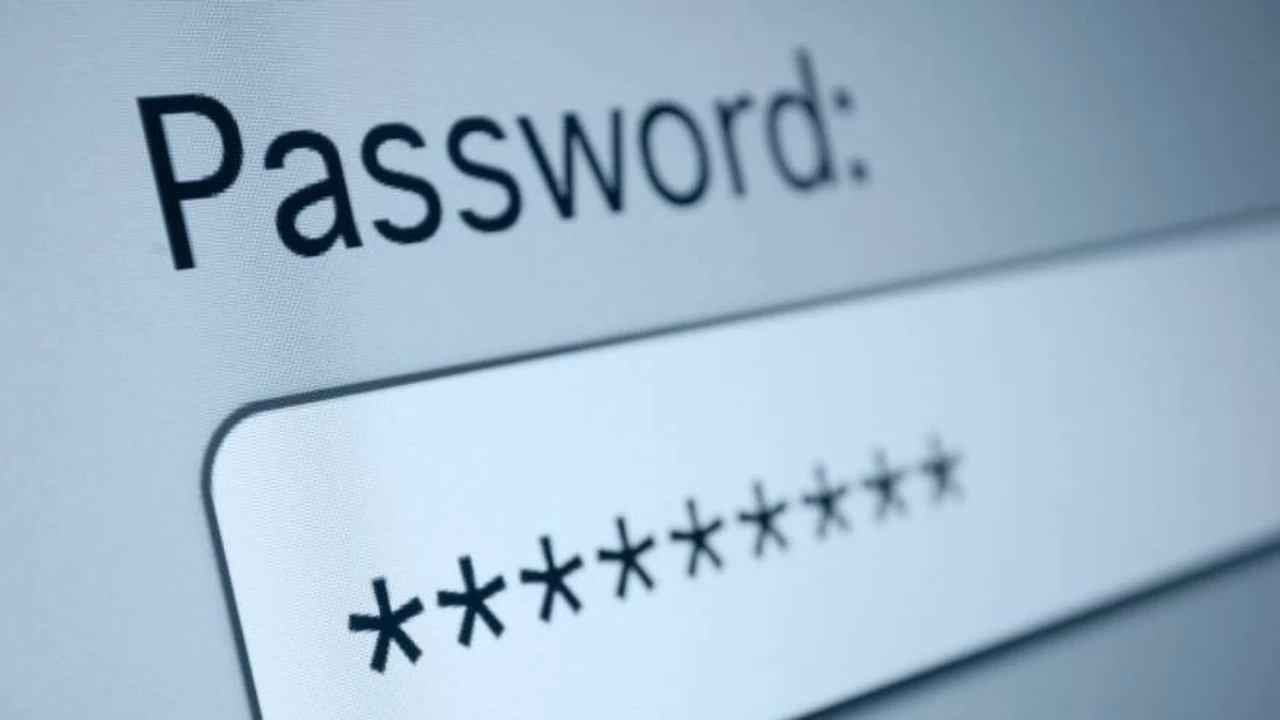 Contraseñas y ¿Cómo mantener nuestras cuentas seguras? 2 Contraseñas seguras