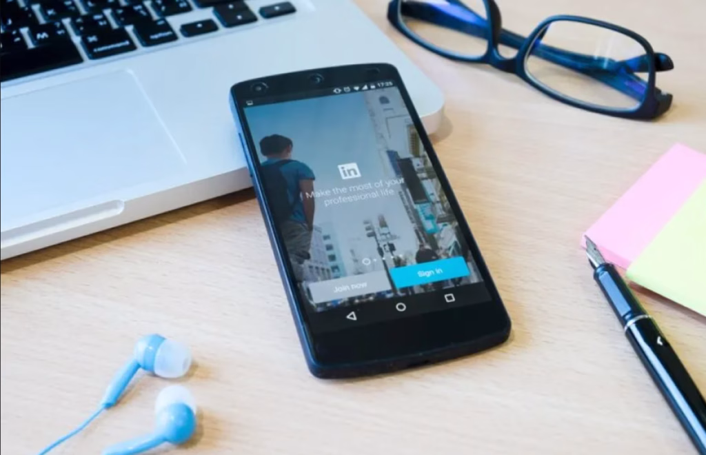 LinkedIn LinkedIn