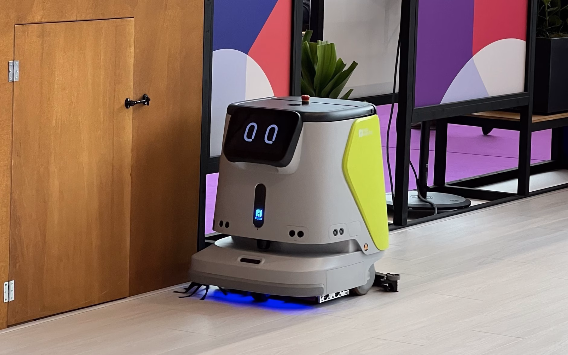 Robots de limpieza: Asistentes tecnológico llegan a revolucionar el aseo en Chile 1 Robots de limpieza