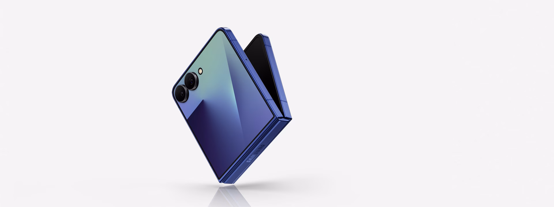 Galaxy Z Flip7: El smartphone compacto con IA en la palma de tu mano Galaxy Z Flip7