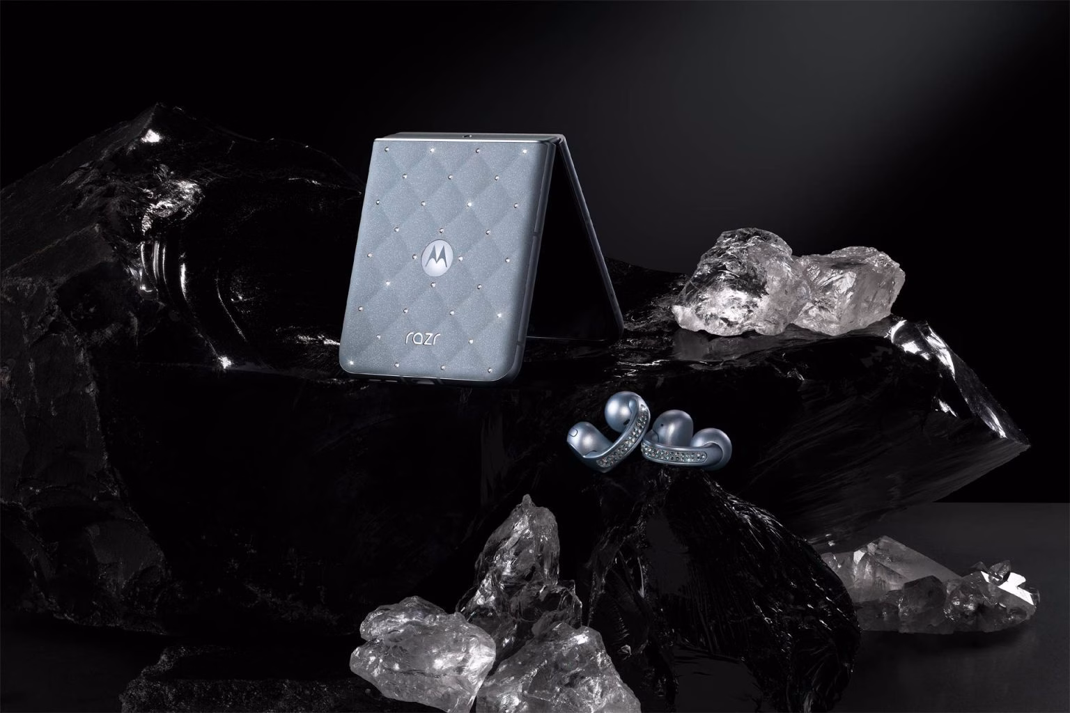 Motorola presenta The Brilliant Collection con cristales Swarovski 3 Motorola The Brilliant Collection con cristales Swarovski