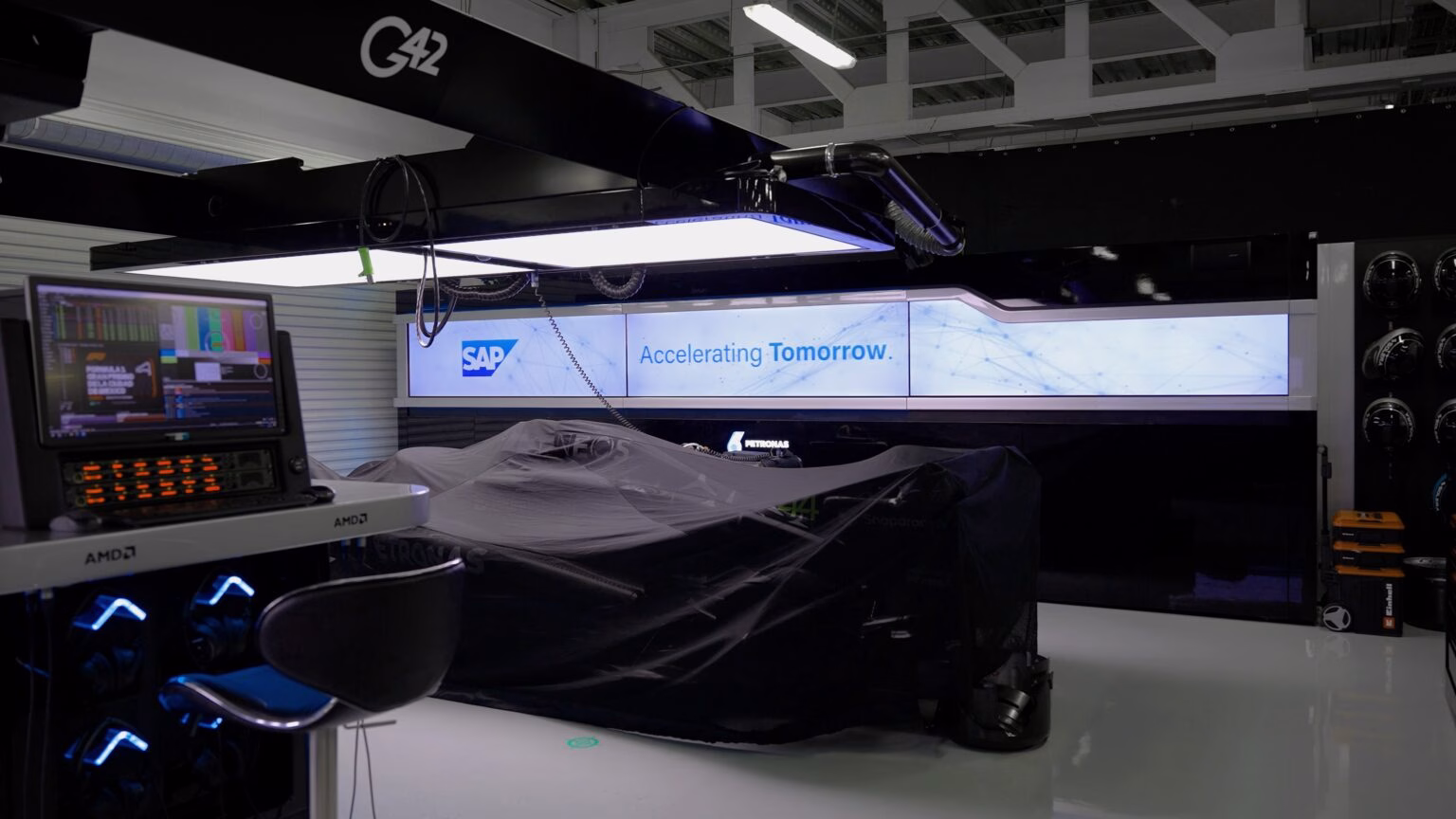 F1 Mercedes-AMG PETRONAS pisa el acelerador con SAP Cloud ERP para impulsar su precisión y rendimiento 1 SAP Cloud ERP F1