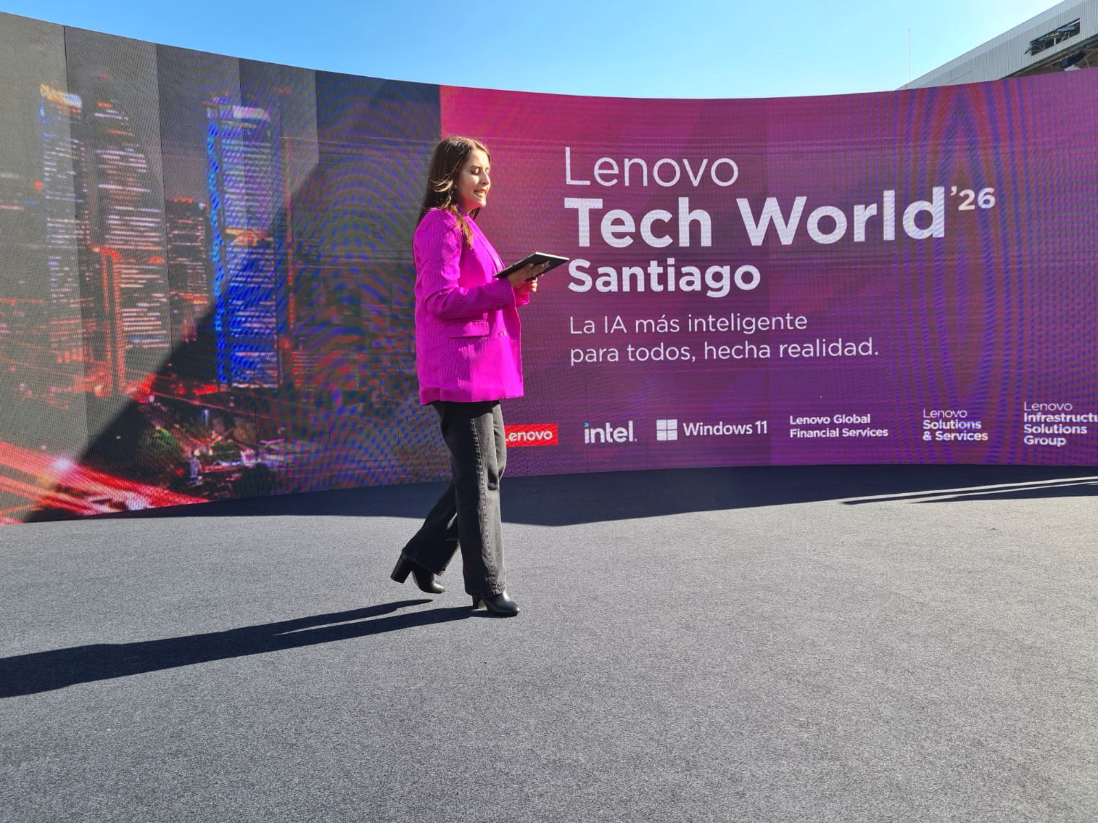 Lenovo Tech World Chile muestra cómo la IA híbrida impulsa la próxima generación de tecnología 2 Lenovo Tech World Chile