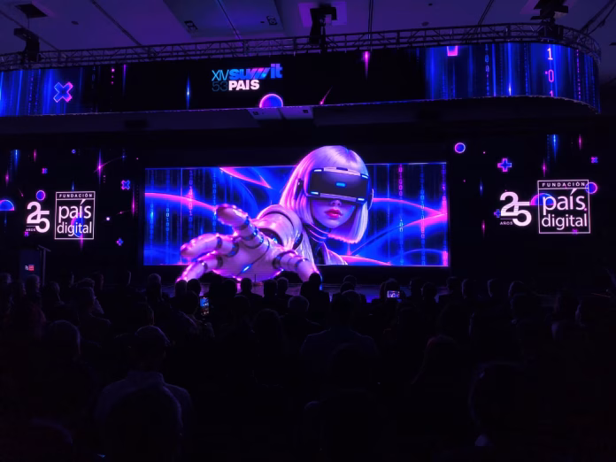 Microsoft y la IA en XIV Summit País Digital